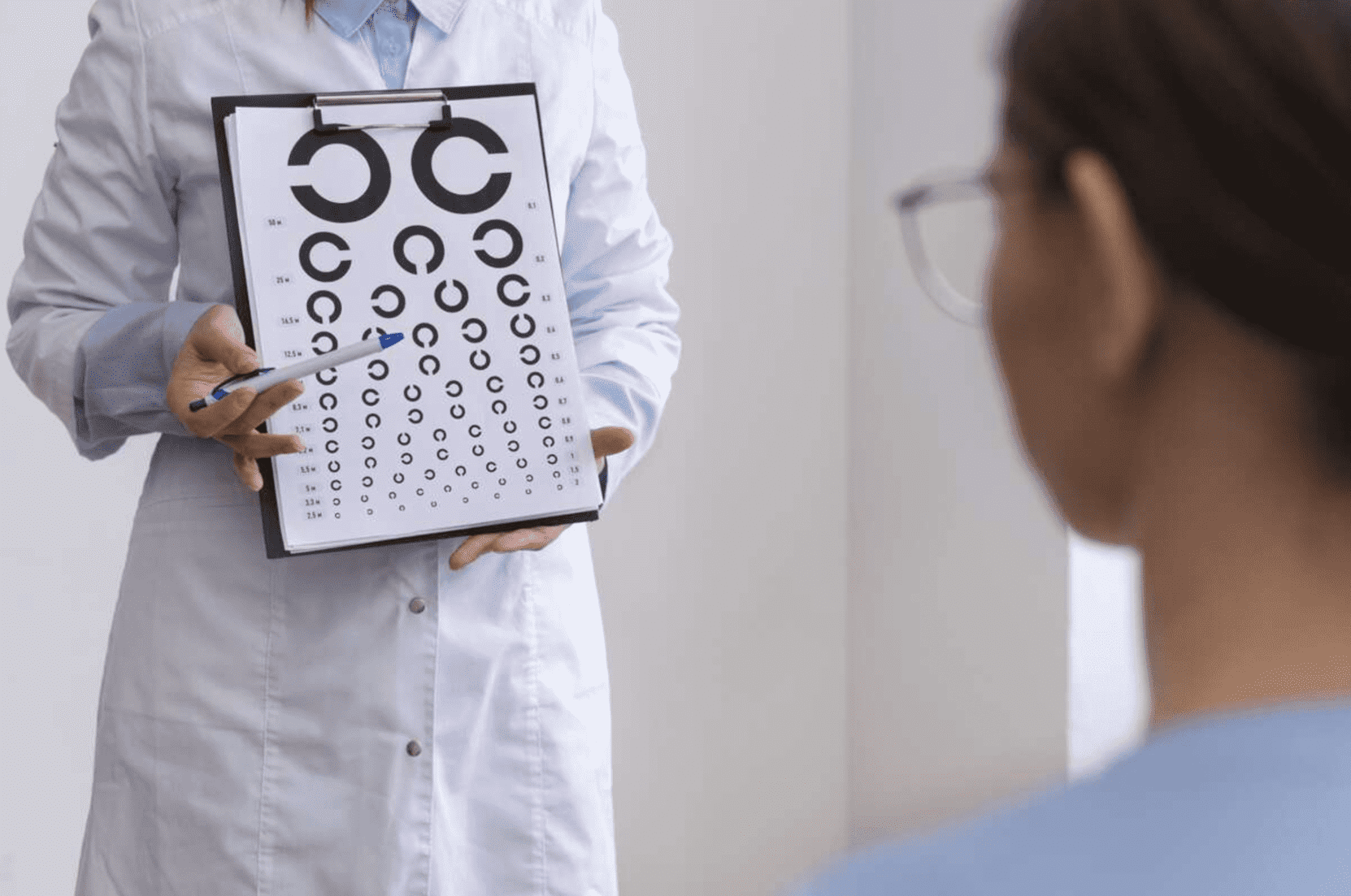 Investigación y datos sobre la salud visual.